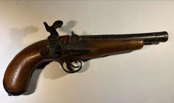 Antiek Pistool, XVIII-XIX eeuw. beschikbaar voor biedingen