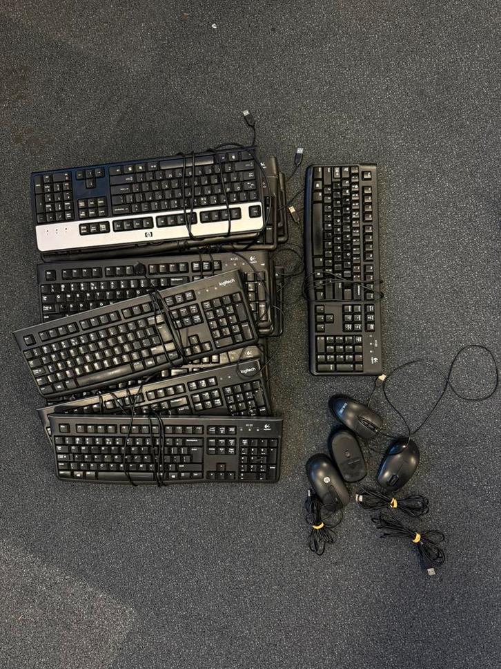 Partij Toetsenborden & Muizen (Logitech, HP & Dell), Computers en Software, Toetsenborden, Gebruikt, Ophalen of Verzenden