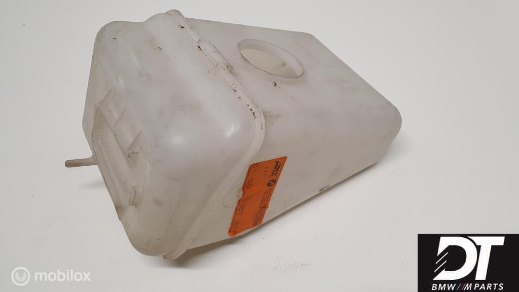Nieuw ruitensproeierreservoir BMW M1 E26 61661357614, Nieuw, Ophalen of Verzenden