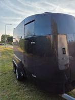 2 paards Mustang trailer met zadelkamer, Ophalen, Zo goed als nieuw, Polyester, 2-paards trailer