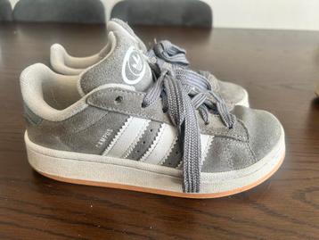 Adidas Campus Schoenen - Maat 33,5 beschikbaar voor biedingen