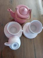 Xenos Stoneware Theeset Roze, Huis en Inrichting, Ophalen of Verzenden, Zo goed als nieuw, Effen, Kop(pen) en/of Schotel(s)