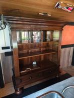 Oude massieve kast, Antiek en Kunst, Ophalen