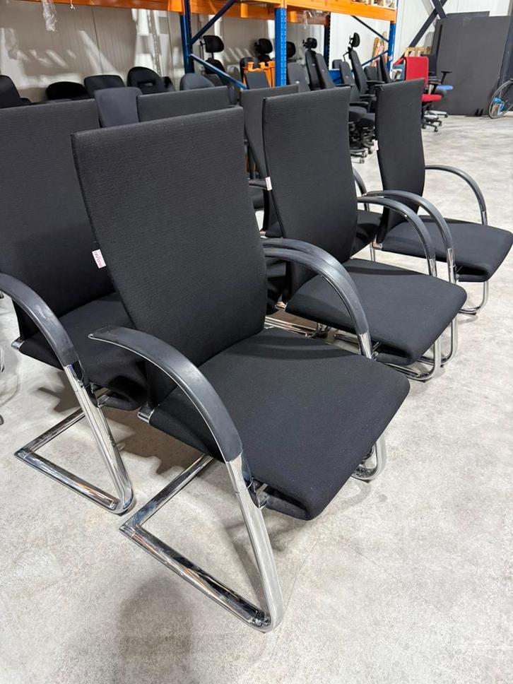 vergaderstoel Ahrend Chrome zwarte stof, Huis en Inrichting, Stoelen, Gebruikt, Eén, Metaal, Stof, Zwart, Ophalen of Verzenden