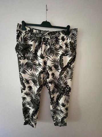Nette broek h&m (maat XL) beschikbaar voor biedingen