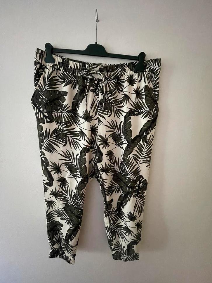 Nette broek h&m (maat XL), Kleding | Dames, Broeken en Pantalons, Zo goed als nieuw, Maat 46/48 (XL) of groter, Groen, Lang, Ophalen of Verzenden