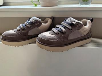 Ugg Taupe Ugg Lage Sneakers M Lo Lowmel beschikbaar voor biedingen