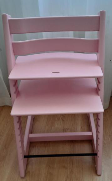 schitterende licht roze Stokke  tripp trapp beschikbaar voor biedingen