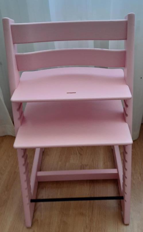 schitterende licht roze Stokke  tripp trapp, Kinderen en Baby's, Kinderstoelen, Zo goed als nieuw, Meegroeistoel, Aanschuifbaar
