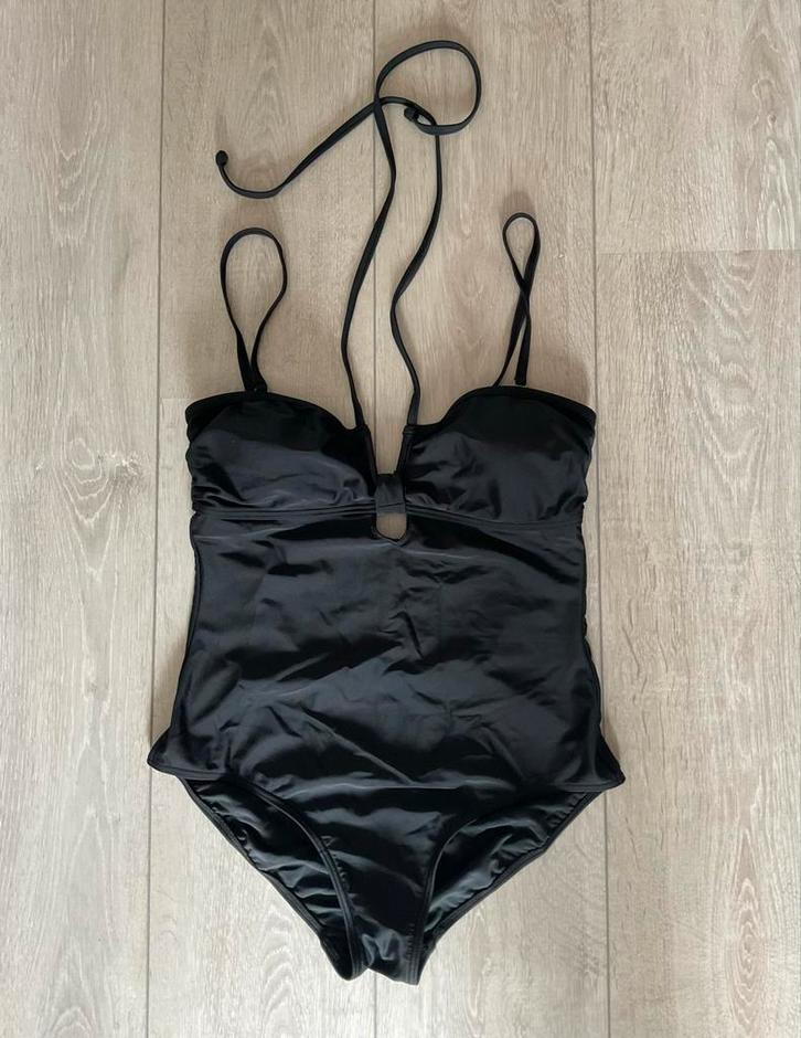 Zwart Badpak Maat 38 - Zo Goed Als Nieuw!, Kleding | Dames, Badmode en Zwemkleding, Zo goed als nieuw, Badpak, Zwart, Ophalen of Verzenden
