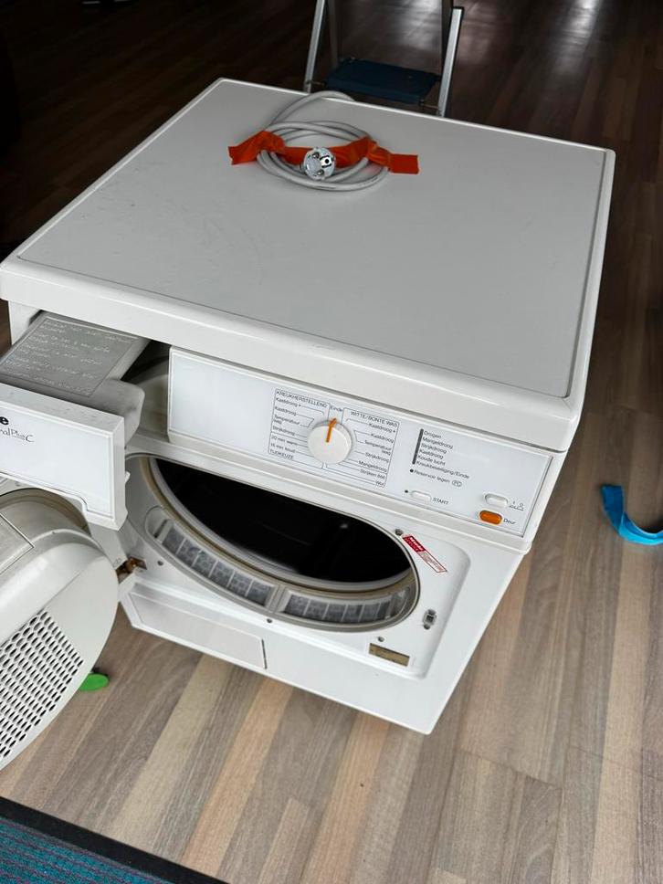 Miele T223C Mistral Plus C Wasdroger, Witgoed en Apparatuur, Wasdrogers, Gebruikt, Condens, Voorlader, 6 tot 8 kg, 85 tot 90 cm