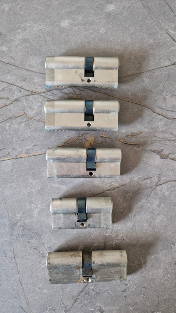 Cilindersloten, Doe-het-zelf en Verbouw, Hang- en Sluitwerk, Gebruikt, Slot, Overige materialen, Ophalen of Verzenden