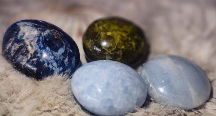 Grote Handstenen Set: Calciet, Dumortiriet, Opaal, Sieraden, Tassen en Uiterlijk, Edelstenen, Nieuw, Ophalen of Verzenden