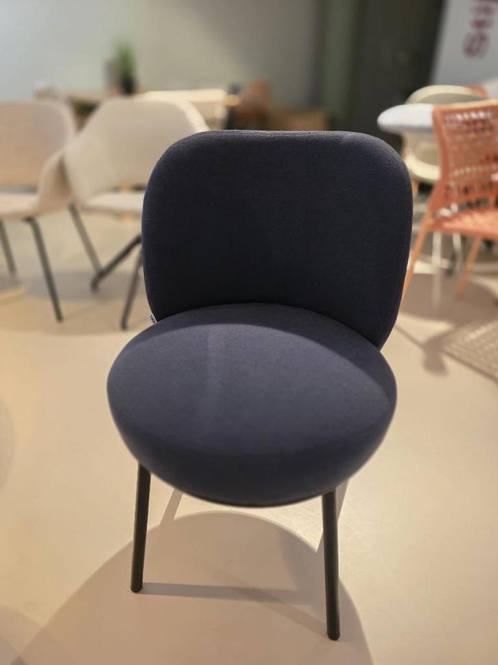 Tonon eetkamerstoel, Huis en Inrichting, Stoelen, Nieuw, Eén, Metaal, Stof, Blauw, Ophalen