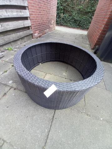 Fonteinmand / plantenmand tuin beschikbaar voor biedingen