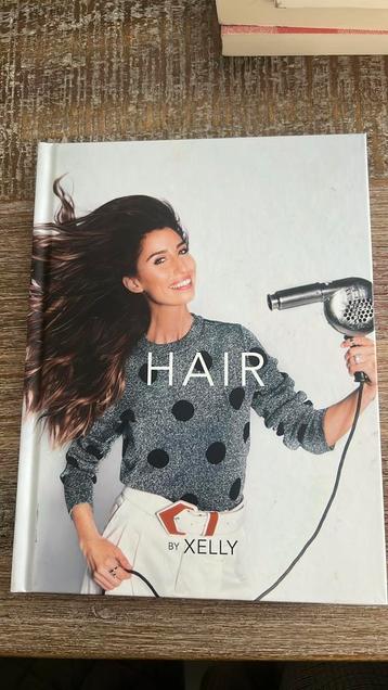 Xelly Cabau van Kasbergen - Hair beschikbaar voor biedingen
