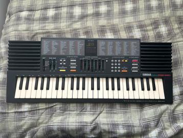 Yamaha PSS-390 Portasound Keyboard beschikbaar voor biedingen