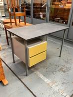 Vintage Gispen 3803 bureau, Huis en Inrichting, Bureaus, Ophalen, Gebruikt, Bureau