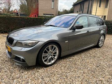 BMW 3-Serie (e90) 3.0 I 335 Touring AUT 2011 Grijs