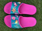 Crocs slippers maat J2. (33=34), Crocs, Meisje, Schoenen, Ophalen of Verzenden