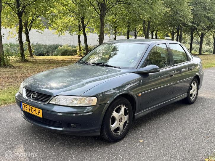 Opel Vectra 1.6-16V Business Edition*AUT*DISTRIBUTIE VV*NAP, Auto's, Opel, Bedrijf, Te koop, Vectra, ABS, Airbags, Airconditioning