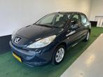 Peugeot 206 + 1.1 XR, Voorwielaandrijving, Gebruikt, 750 kg, 4 cilinders