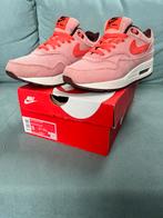 NIKE AIR MAX 1 PRM - Maat 38,5 - Coral stardust/Bright Coral, Ophalen, Zo goed als nieuw, Sneakers of Gympen