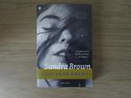 Boek van Sandra Brown: Laat in de nacht (Thriller), Gelezen, Ophalen of Verzenden, Nederland, Sandra Brown