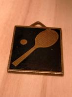 Vintage tennis medaille metaal met emaille, Postzegels en Munten, Penningen en Medailles, Overige materialen, Ophalen of Verzenden