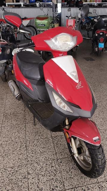 snorscooter van 1e eigenaar beschikbaar voor biedingen