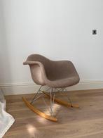 Replica Eames lounge chair, Huis en Inrichting, Stoelen, Ophalen, Zo goed als nieuw, Eén