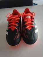 Adidas voetbalschoenen maat 35, Sport en Fitness, Tennis, Adidas, L00, Schoenen, Ophalen of Verzenden
