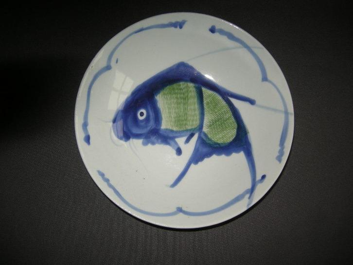 Chinese borden / schalen met afbeelding koikarper, Antiek en Kunst, Antiek | Servies los, Ophalen of Verzenden