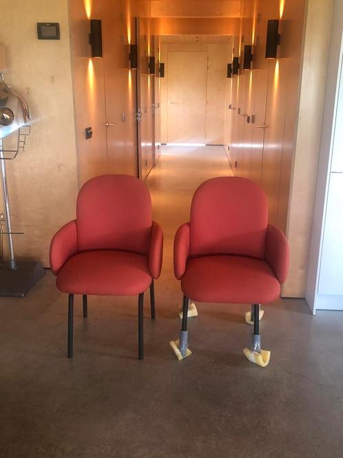 Dost diner stoelen 2x Rianne Koens 1840,- nieuw terracotta, Huis en Inrichting, Stoelen, Nieuw, Twee, Metaal, Stof, Overige kleuren