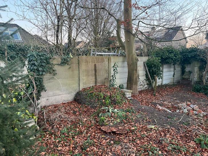 Betonnen schutting, Tuin en Terras, Schuttingen, Gebruikt, Overige materialen, 1 tot 2 meter, 6 meter of meer, Ophalen