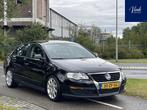 Volkswagen Passat 1.6 Businessline | Navigatie | Trekhaak |, Auto's, Volkswagen, Stof, Gebruikt, 4 cilinders, 700 kg