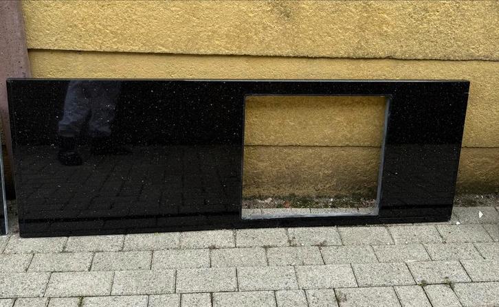 Granieten aanrechtblad met uitsparing, Huis en Inrichting, Kasten | Televisiemeubels, Gebruikt, Minder dan 100 cm, 150 tot 200 cm