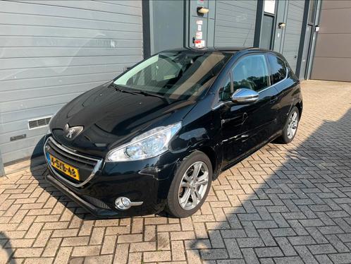 Peugeot 208 1.2 VTI Allure 3-D 2013 AIRCO / CRUISE / APK, Auto's, Peugeot, Bedrijf, ABS, Airbags, Airconditioning, Bluetooth, Boordcomputer