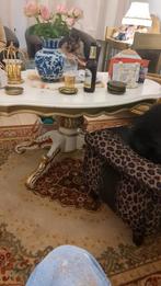 Zeer oude salontafel barok creme kleurig, Ophalen