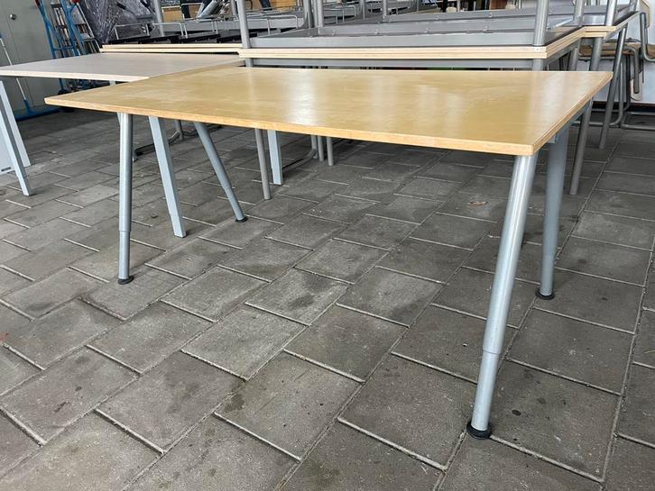 1x IKEA Galant Bureau in hoogte verstelbaar, Huis en Inrichting, Bureaus, In hoogte verstelbaar, Ophalen