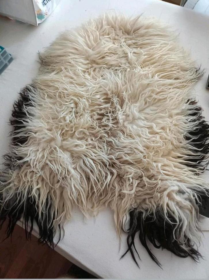 Langharige sfeervolle schapen vacht als nieuw, Huis en Inrichting, Woonaccessoires | Plaids en Woondekens, Zo goed als nieuw, Ophalen of Verzenden