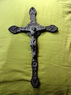 Zilverkleurig gietijzeren crucifix * jezus aan het kruis, Verzenden