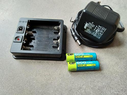 Artin oplader voor NiCd 1,2 volt, Hobby en Vrije tijd, Elektronica-componenten, Gebruikt, Ophalen