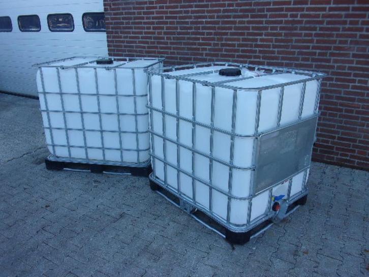 Ibc watertank vloeistoftank 1000 liter. 60 stuks op voorraad, Tuin en Terras, Regentonnen, Gebruikt, 150 liter of meer, Ophalen