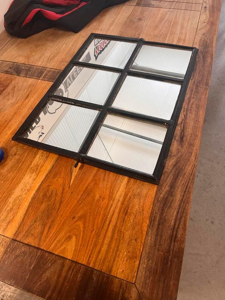 Gietijzeren Spiegel met Industrieel Design, Huis en Inrichting, Woonaccessoires | Spiegels, Gebruikt, Minder dan 50 cm, Minder dan 100 cm
