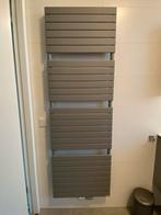 Vasco Design Handdoekradiator - Grey Aluminium, Doe-het-zelf en Verbouw, Verwarming en Radiatoren, Ophalen, Gebruikt, Radiator