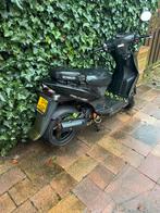 Kymco Agility 50 - Loopt niet, mist carburateur, Fietsen en Brommers, Snorfietsen en Snorscooters, Ophalen, Gebruikt, Benzine