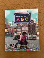 Brigitte Akster - Loop je mee door het ABC, Boeken, Kinderboeken | Jeugd | onder 10 jaar, Ophalen of Verzenden, Zo goed als nieuw