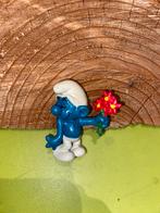Smurfen smurf met rode bloemen, Ophalen of Verzenden, Zo goed als nieuw, Verschillende Smurfen