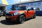 MINI Mini 1.6-16V "Sportive" Clima - 17 Inch - Stoelverw. !, Auto's, Mini, Voorwielaandrijving, Euro 5, Stof, Gebruikt